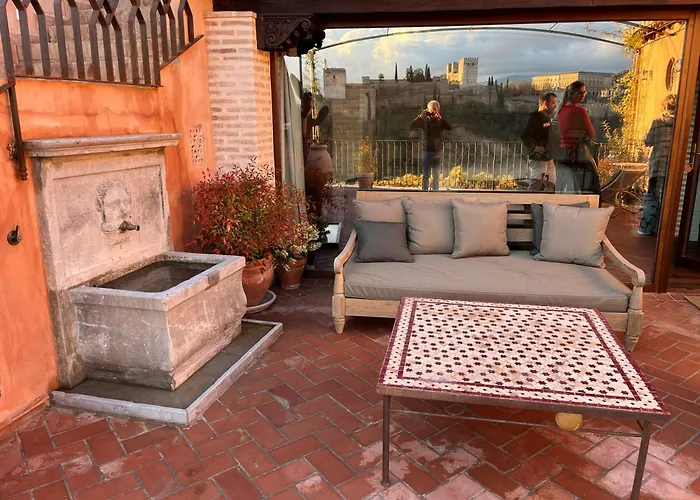 La Casa Juan Ranas